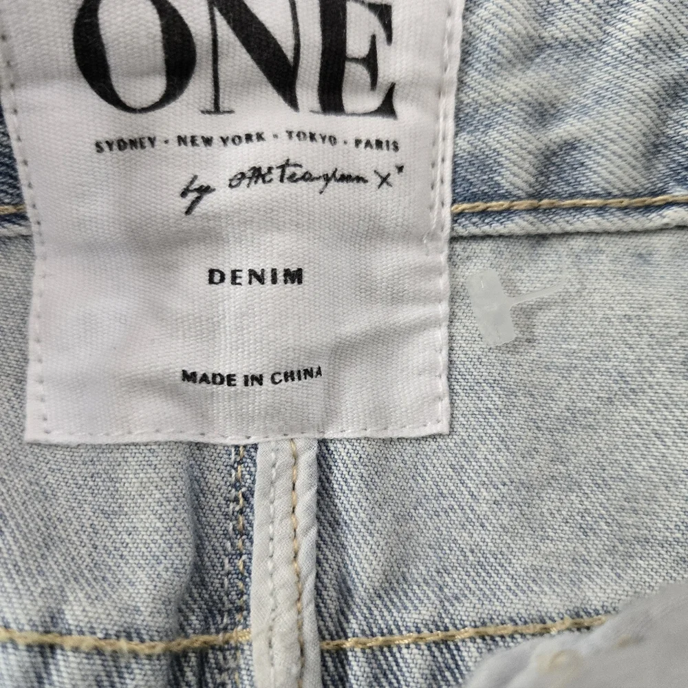 One by One Teaspoon Distressed Skirt Women's Size 29 Denim  Button Fly New